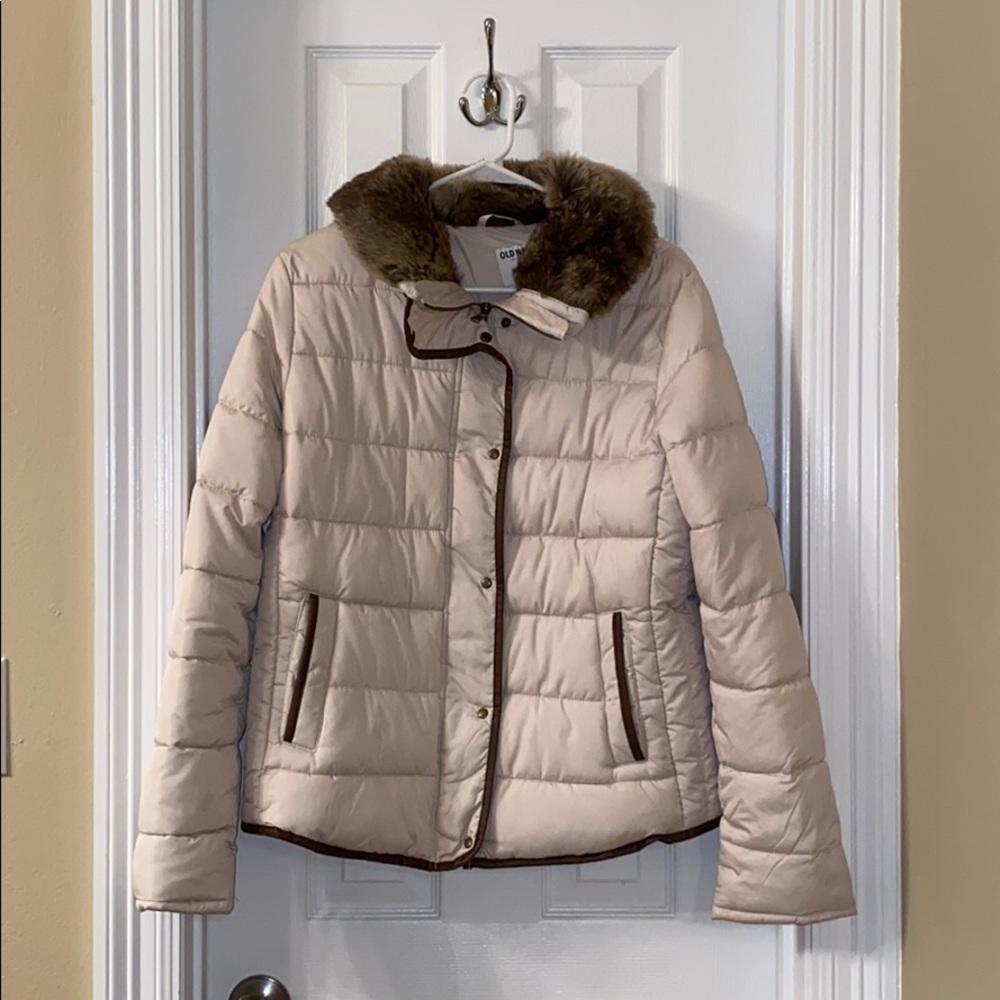 Old navy puffer jacket